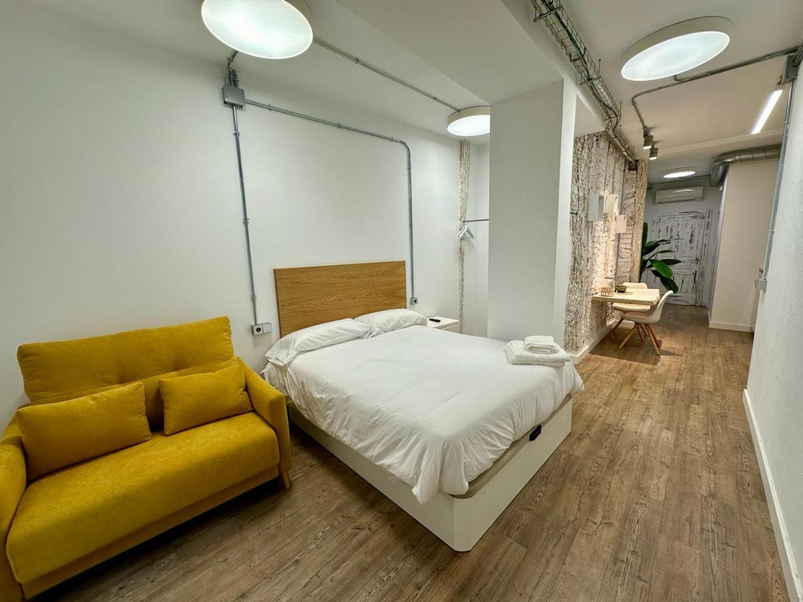 Apartamentos Carolina By Gaiarooms Леон Екстер'єр фото