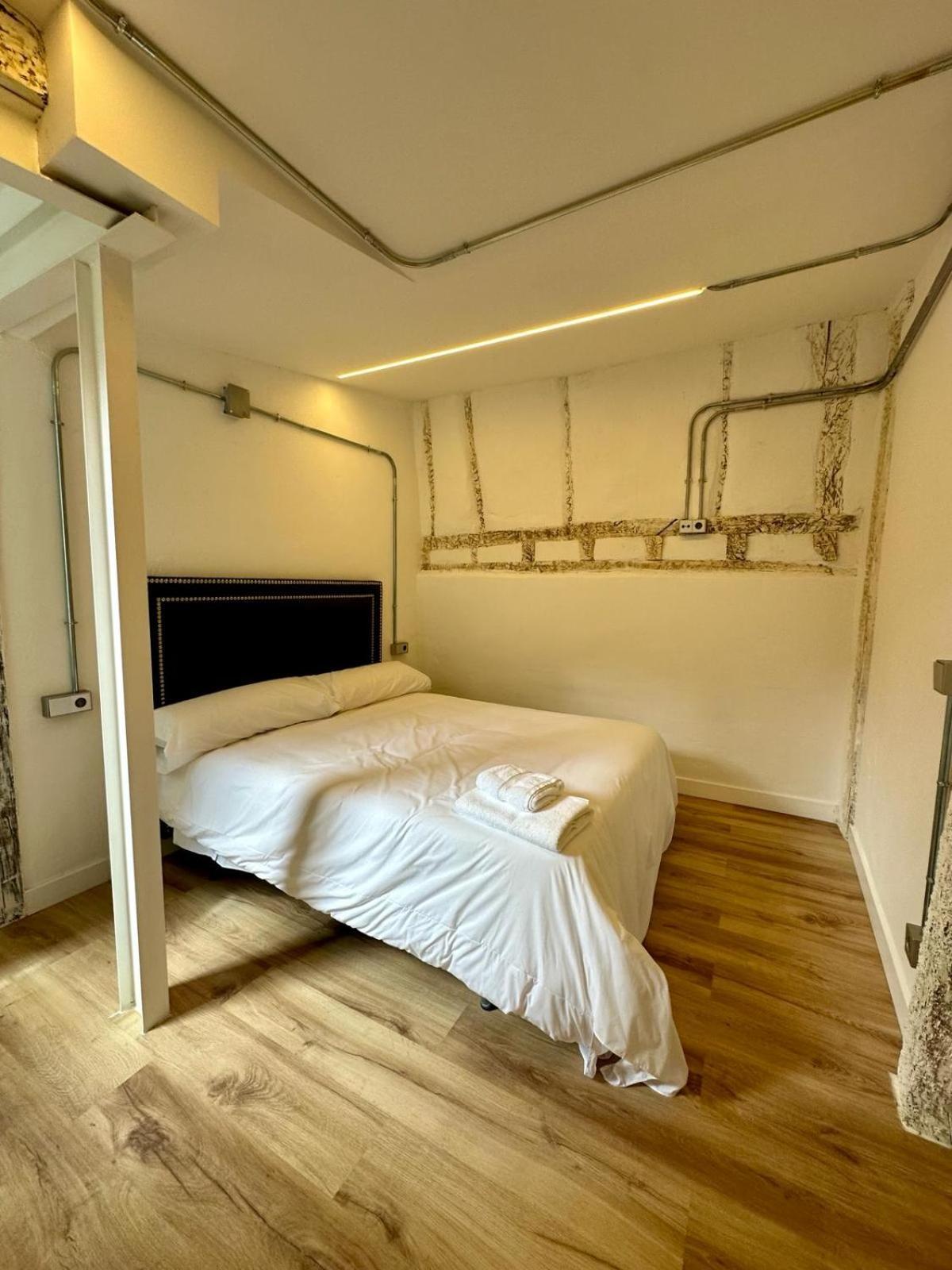 Apartamentos Carolina By Gaiarooms Леон Екстер'єр фото