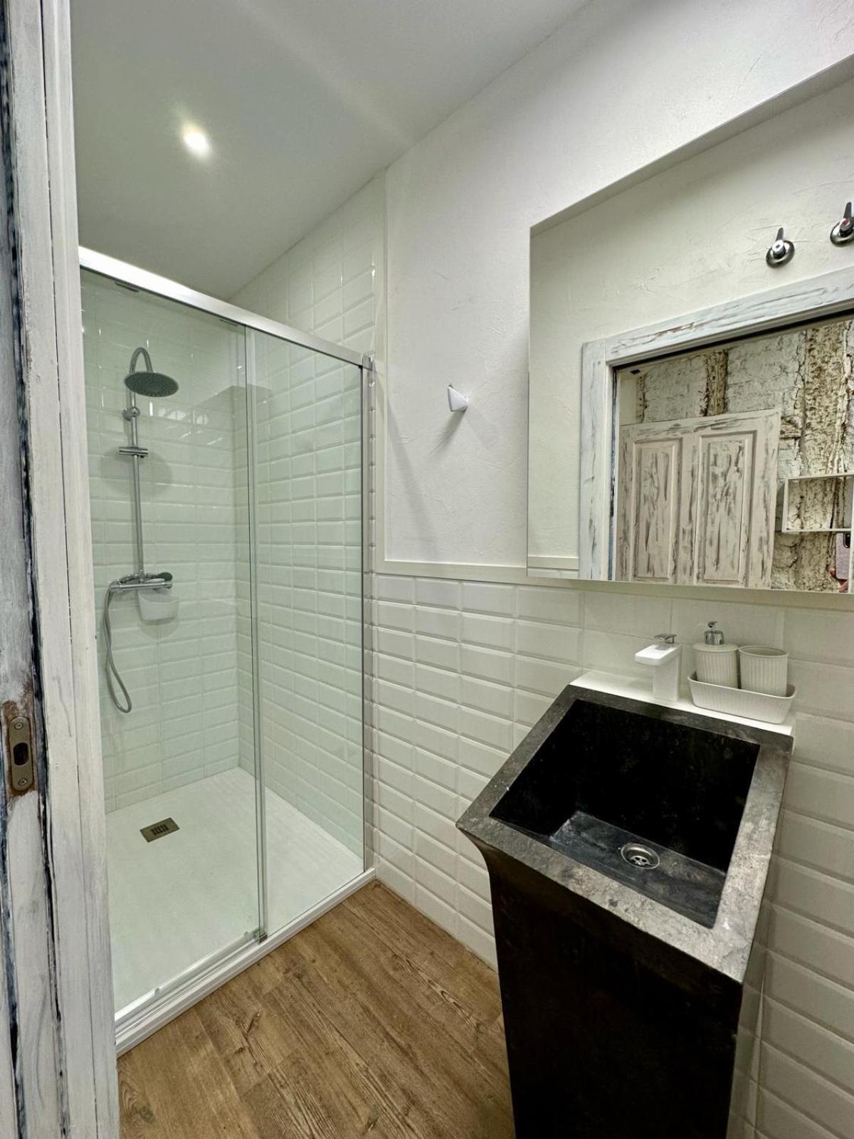 Apartamentos Carolina By Gaiarooms Леон Екстер'єр фото