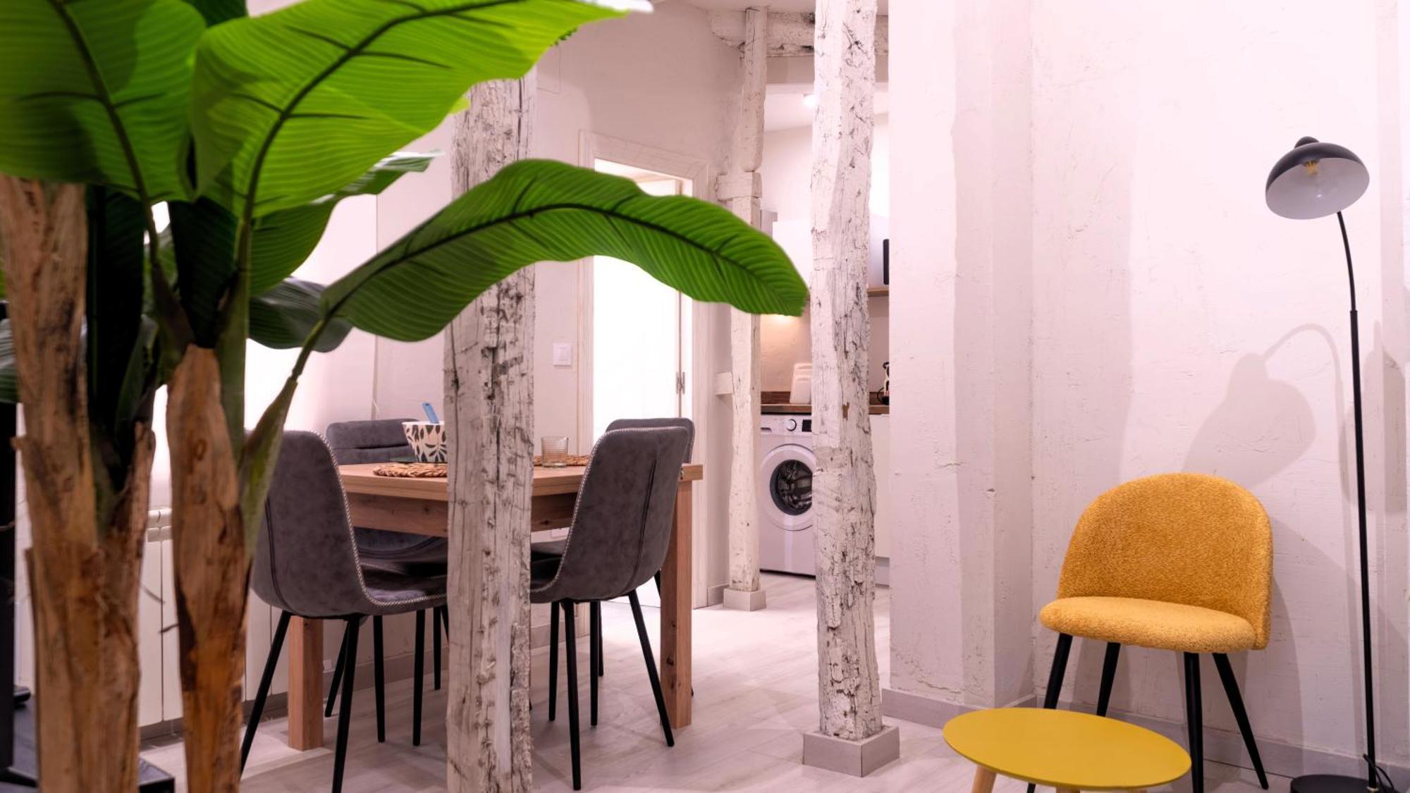 Apartamentos Carolina By Gaiarooms Леон Екстер'єр фото
