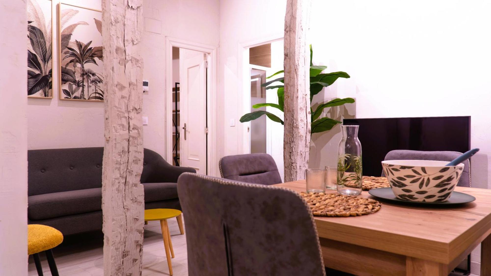 Apartamentos Carolina By Gaiarooms Леон Екстер'єр фото