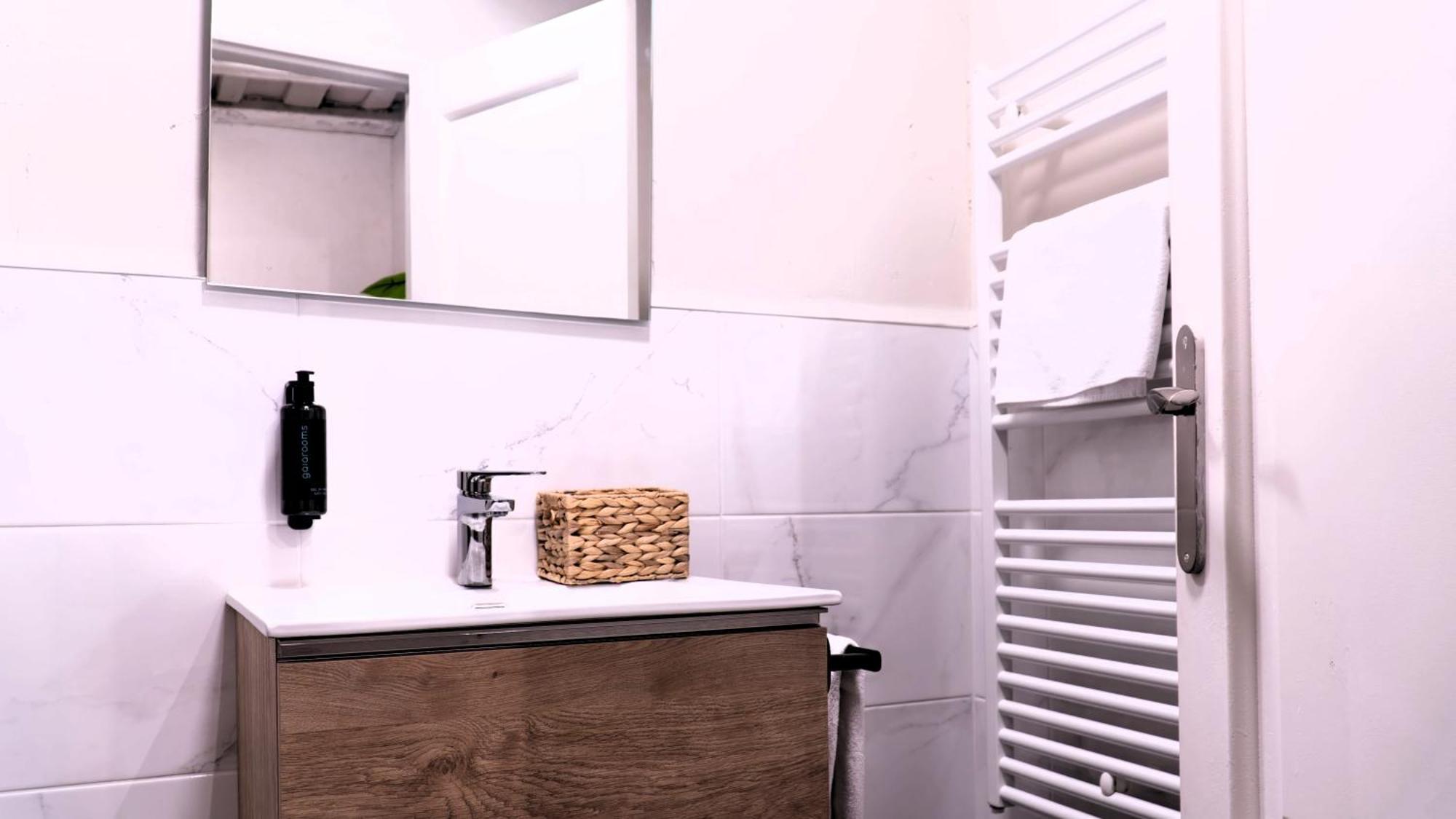 Apartamentos Carolina By Gaiarooms Леон Екстер'єр фото