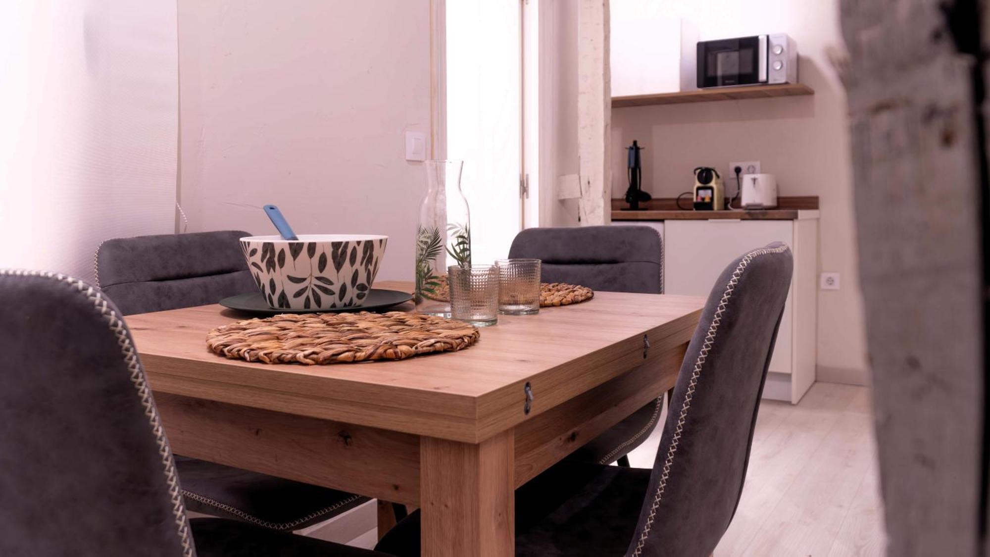 Apartamentos Carolina By Gaiarooms Леон Екстер'єр фото